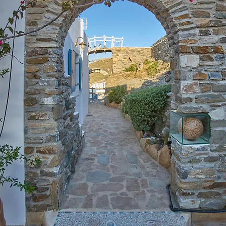 Emerald * Episkopi (Kythnos)